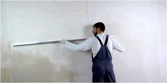 Чем замазывать стены перед покраской