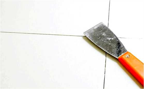 Как удалить старую затирку из швов плитки на полу